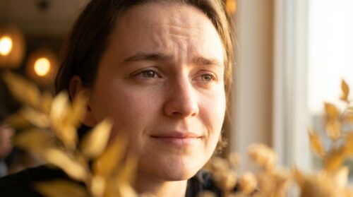 zjistěte, jak váš způsob myšlení ovlivňuje zvládání stresu a objevte účinné strategie pro lepší kontrolu nad svou myslí a emocemi.